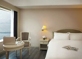 Berjaya Waterfront Hotel