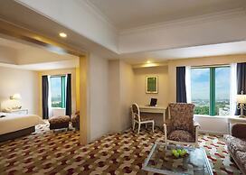 Berjaya Waterfront Hotel