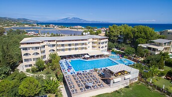 Koukounaria Hotel & Suites