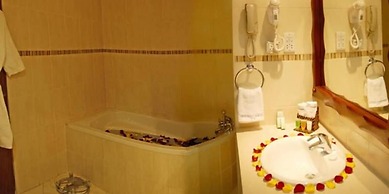 Snowcrest Hotel