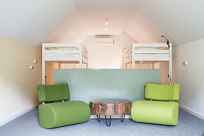 blooming Hotel