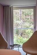 blooming Hotel