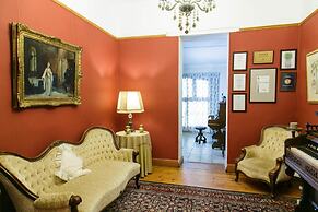Oakdene Guest House