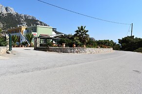 Lefkorama