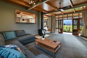 Manata Lodge