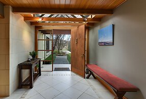 Manata Lodge