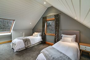 Manata Lodge