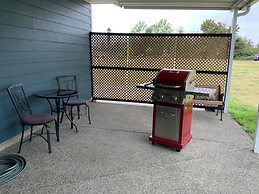 Riverside Motel