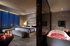 Crowne Plaza Huizhou by IHG