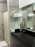 Grand Astoria Hotel