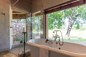 Shumbalala Game Lodge
