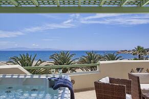 Finikas Hotel