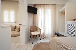 Finikas Hotel