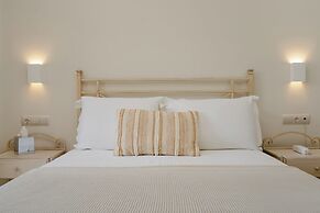 Finikas Hotel