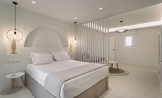 Finikas Hotel