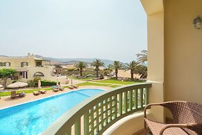 Finikas Hotel