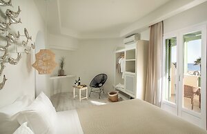 Finikas Hotel