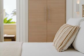 Finikas Hotel