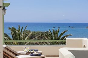 Finikas Hotel