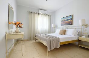 Finikas Hotel