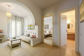 Finikas Hotel
