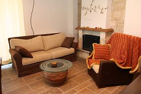 Athina Luxury Villas