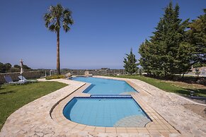 Athina Luxury Villas