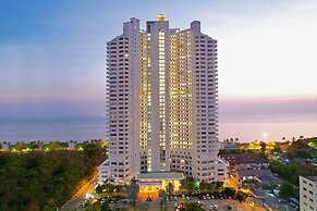 D Varee Jomtien Beach