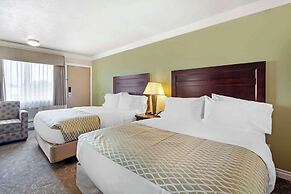 Best Western Plus Mirage Hotel & Resort