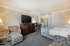Best Western Plus Mirage Hotel & Resort