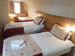 Cumberland Hotel