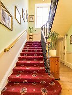 Cumberland Hotel