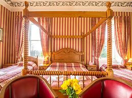 Cumberland Hotel
