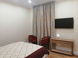 Cumberland Hotel
