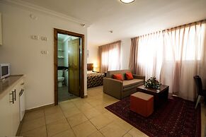 Ramon Suites Hotel