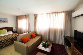 Ramon Suites Hotel