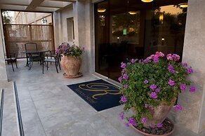 Ramon Suites Hotel