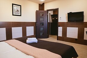 Korona Hotel