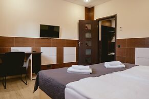 Korona Hotel