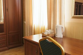 Korona Hotel