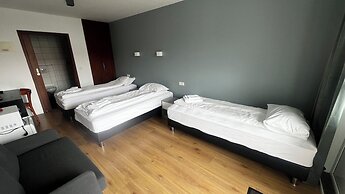 Studio 22