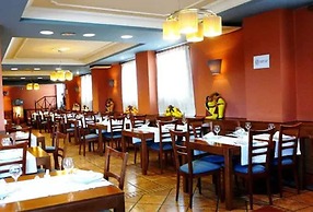 El Tollo Hotel