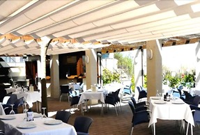 El Tollo Hotel