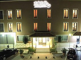 El Tollo Hotel