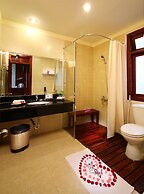 Golden Coast Resort and Spa