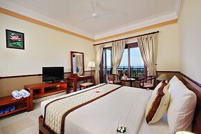Golden Coast Resort and Spa