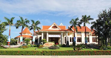 Golden Coast Resort and Spa