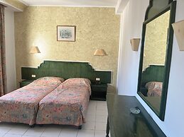 Hôtel Mezri