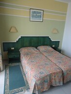 Hôtel Mezri
