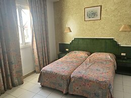 Hôtel Mezri